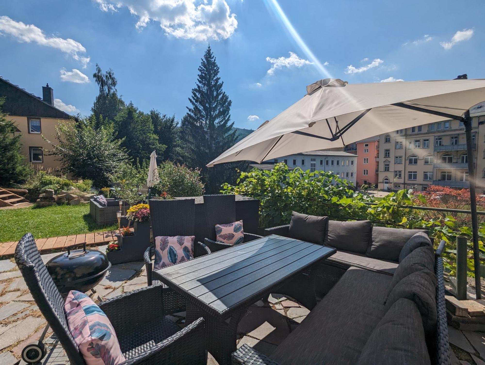 Hw2B - Urlaubsmagie - Wohlfuehlwohnung Mit Balkon, Pool, Sauna & Terrasse Sebnitz Εξωτερικό φωτογραφία