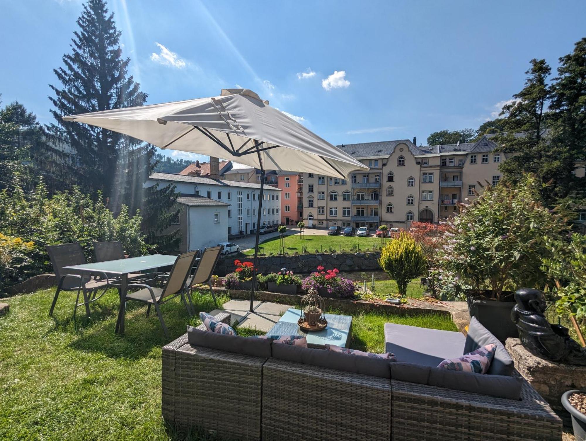 Hw2B - Urlaubsmagie - Wohlfuehlwohnung Mit Balkon, Pool, Sauna & Terrasse Sebnitz Εξωτερικό φωτογραφία
